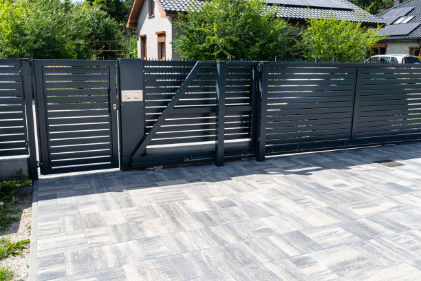 Best Decorative Driveway Pavers  in Lacon, IL